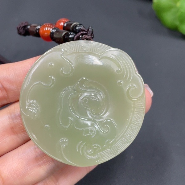 F32-天然和田玉-挂件