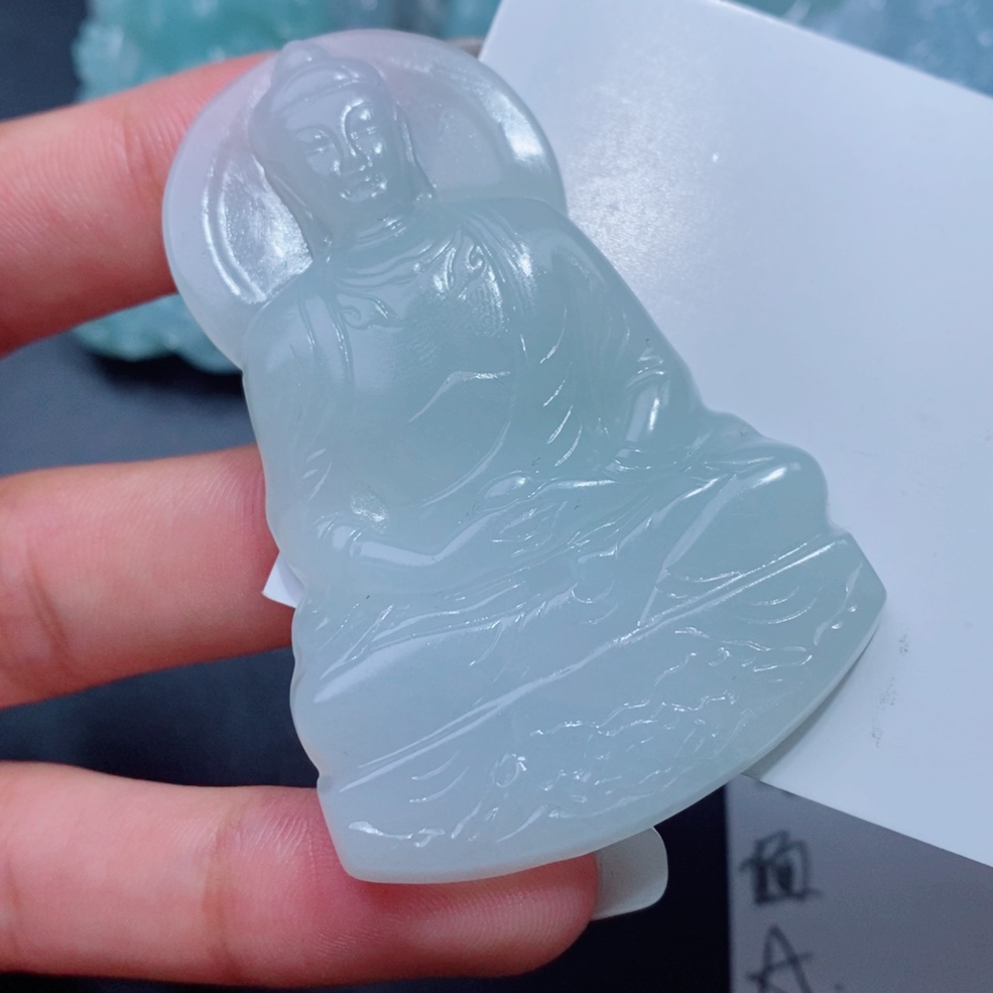 定制翡翠吊坠未镶嵌