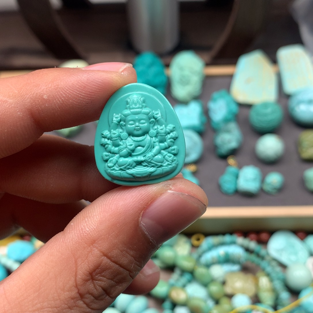 绿松石雕刻未镶嵌