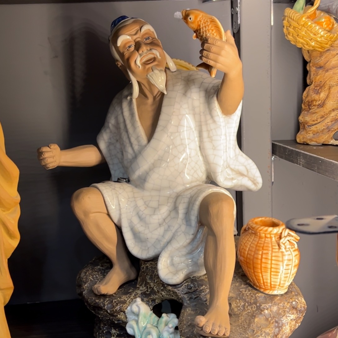 喜获大利陶瓷制品摆件