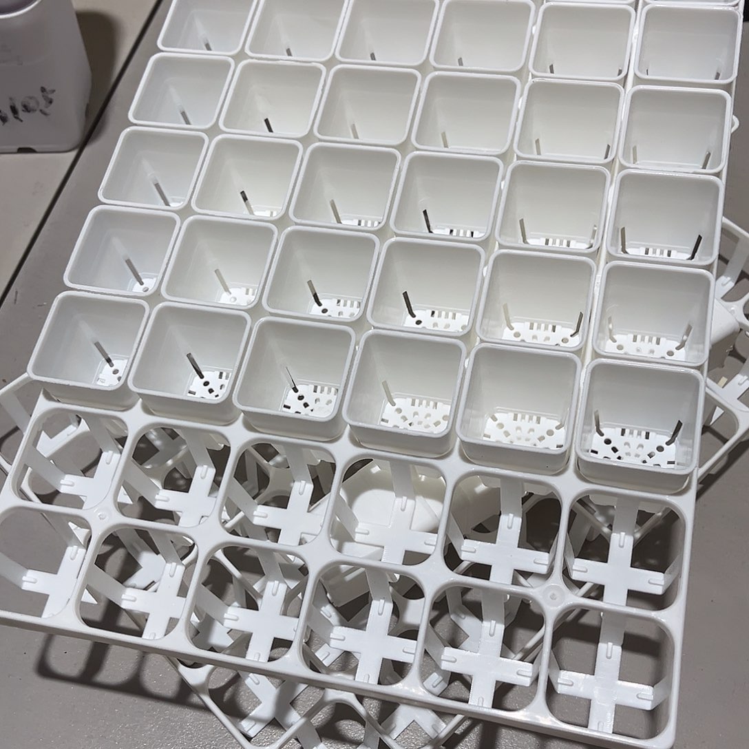 迷你高方口4高5白盆96个盆带2拖架