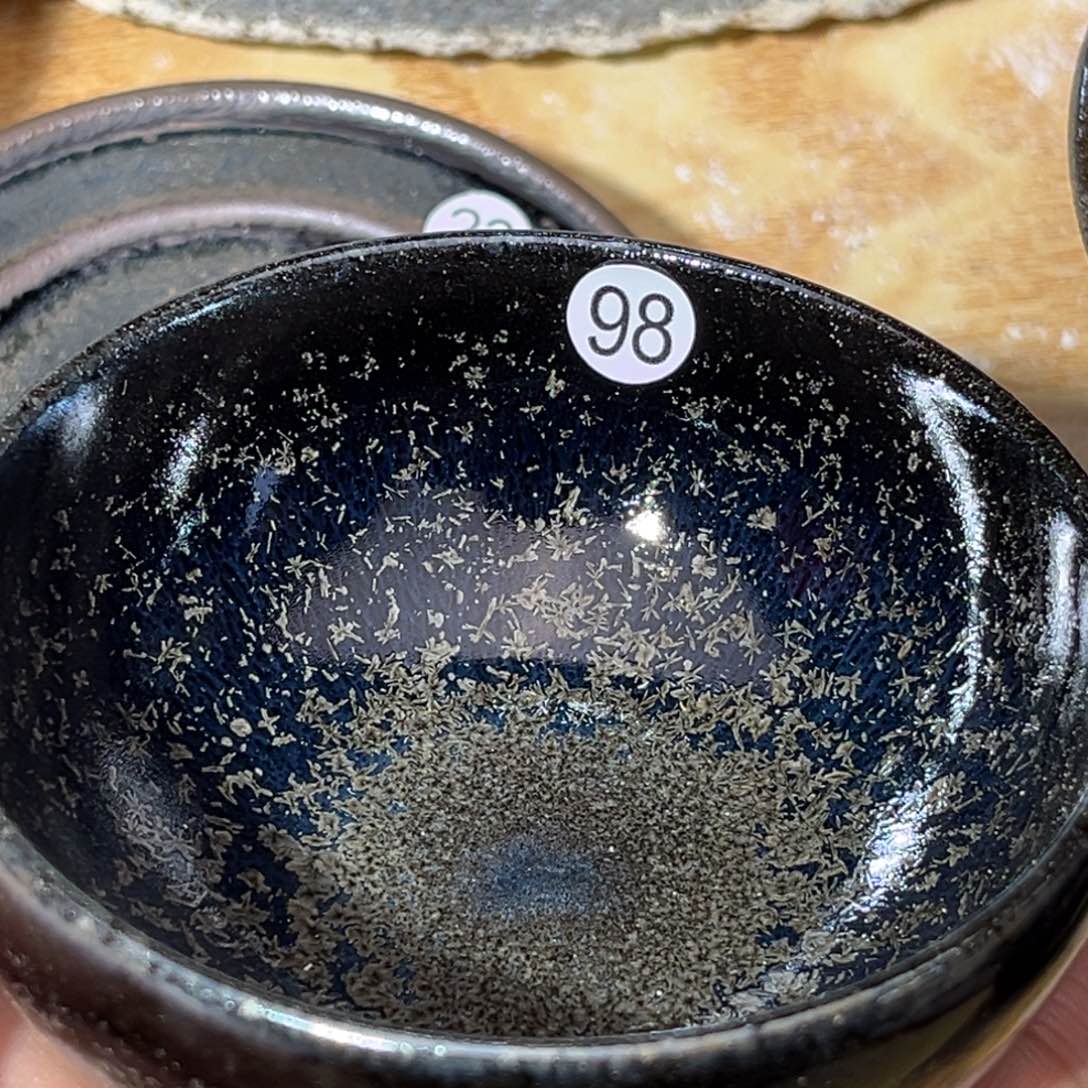 茶盏义兴龙窑坚持真柴烧