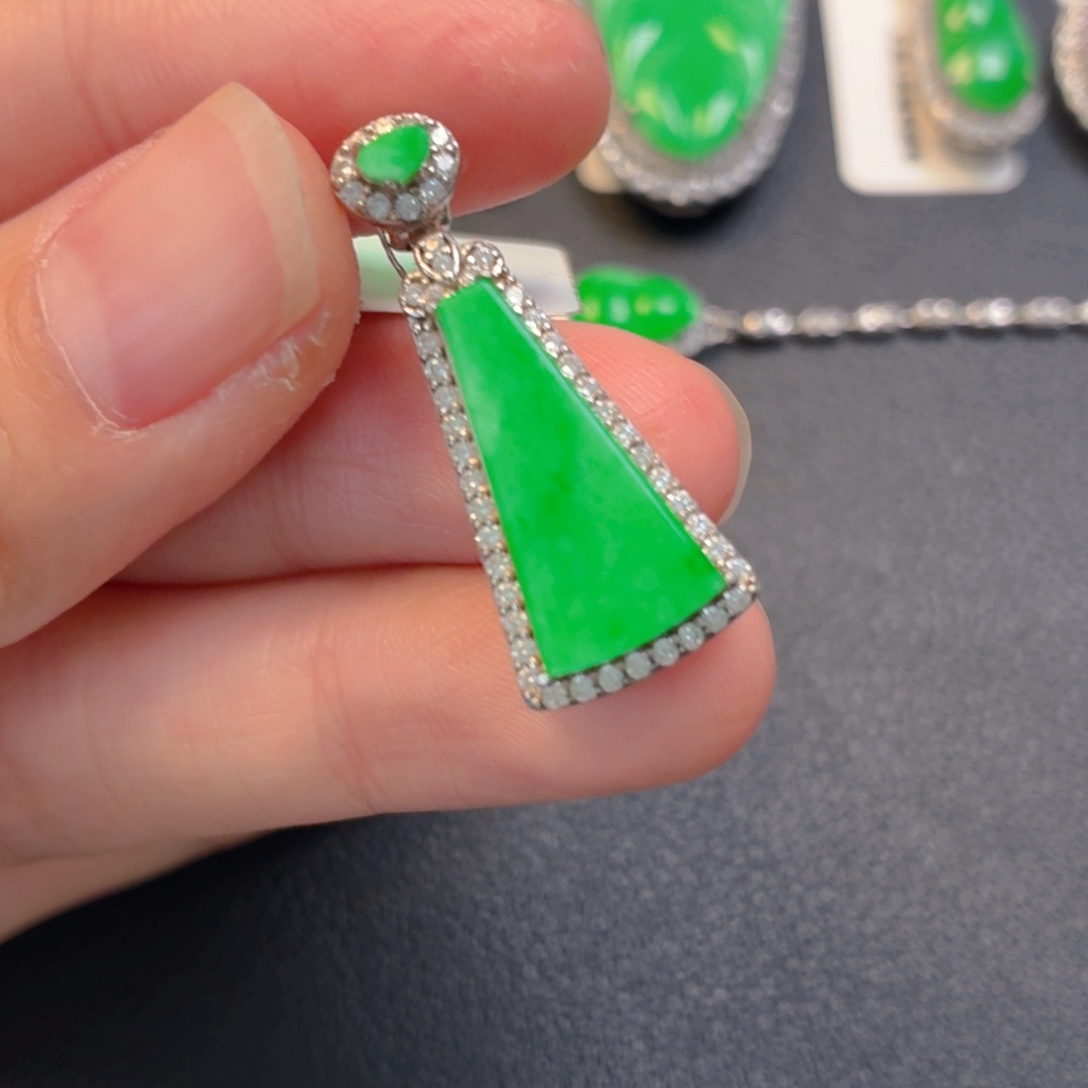 翡翠银S925镶嵌吊坠(不含链)