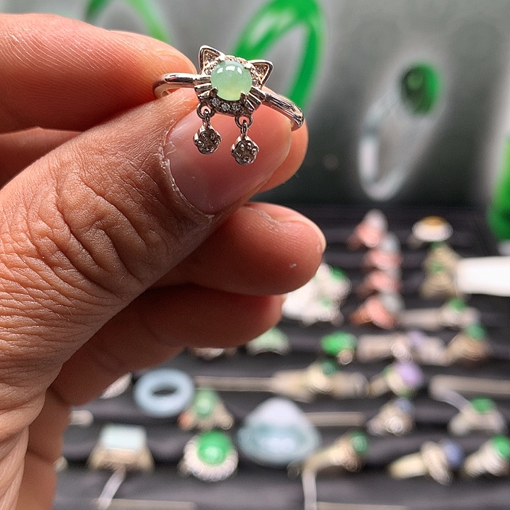 翡翠未镶嵌戒指缅甸天然A货翡翠