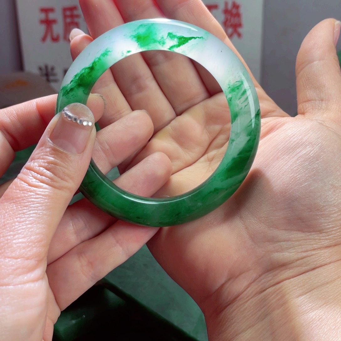 石英质玉手镯未镶嵌＿****＿