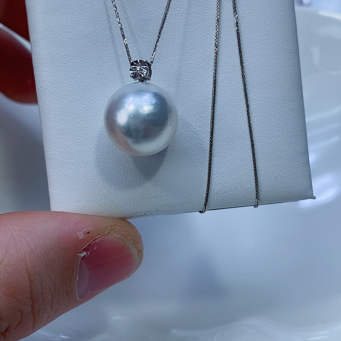 海水珍珠颈饰18K金镶嵌