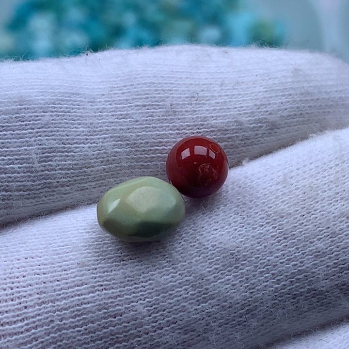 南红玛瑙未镶嵌珠宝奇石