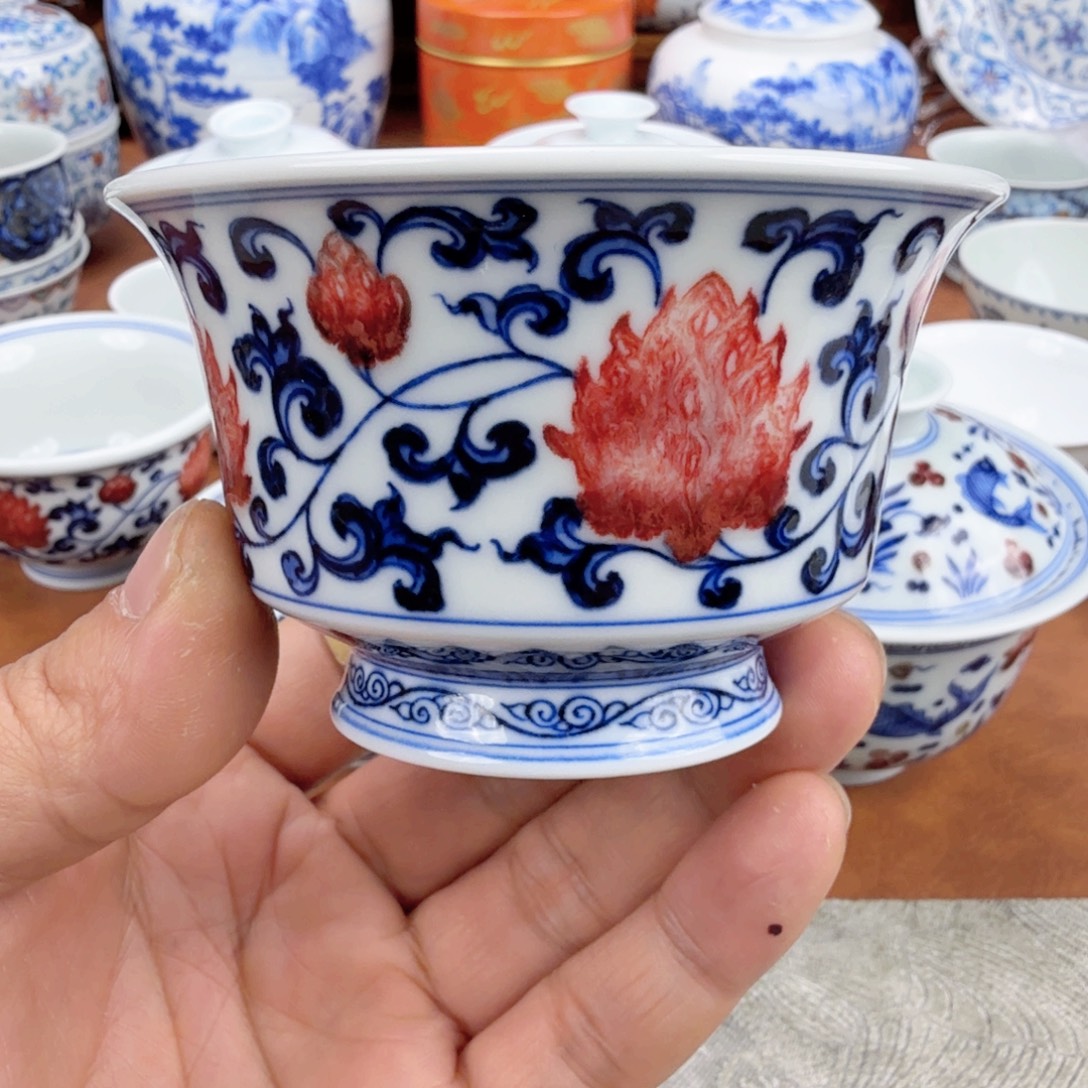 陶摆件瑕疵青花釉里红单杯