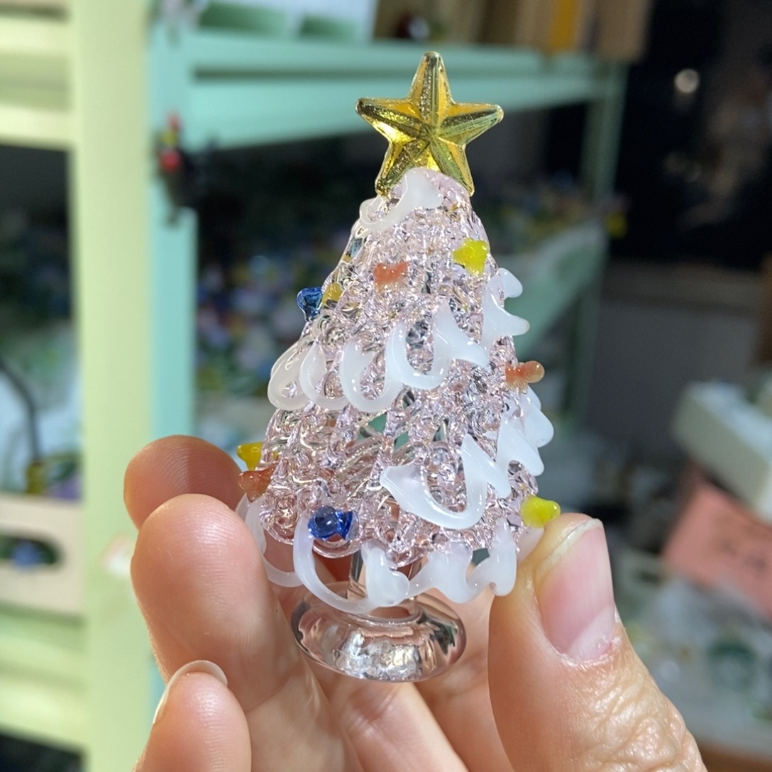 手工艺品琉璃粉白