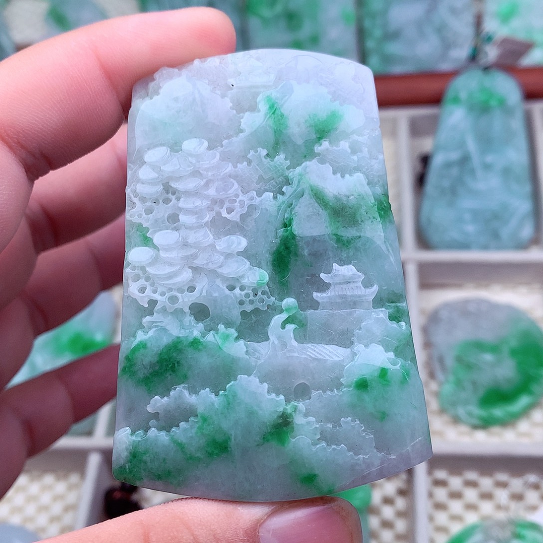 翡翠未镶嵌吊坠(不含链)