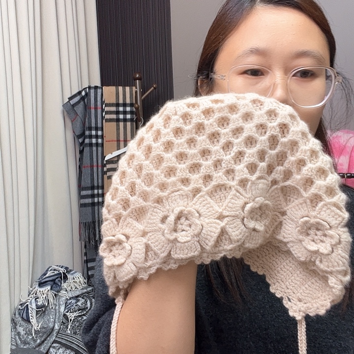 山羊绒米色帽子888888888888