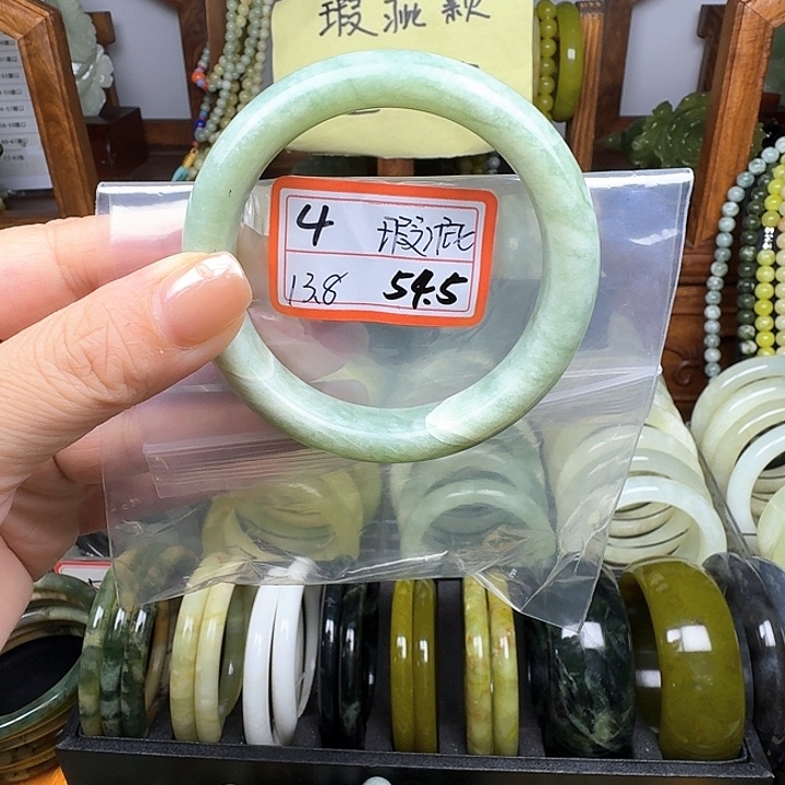 未镶嵌蛇纹石玉手镯