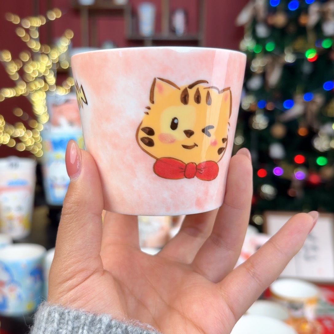 陶摆件景德镇手绘高温釉下彩玉泥