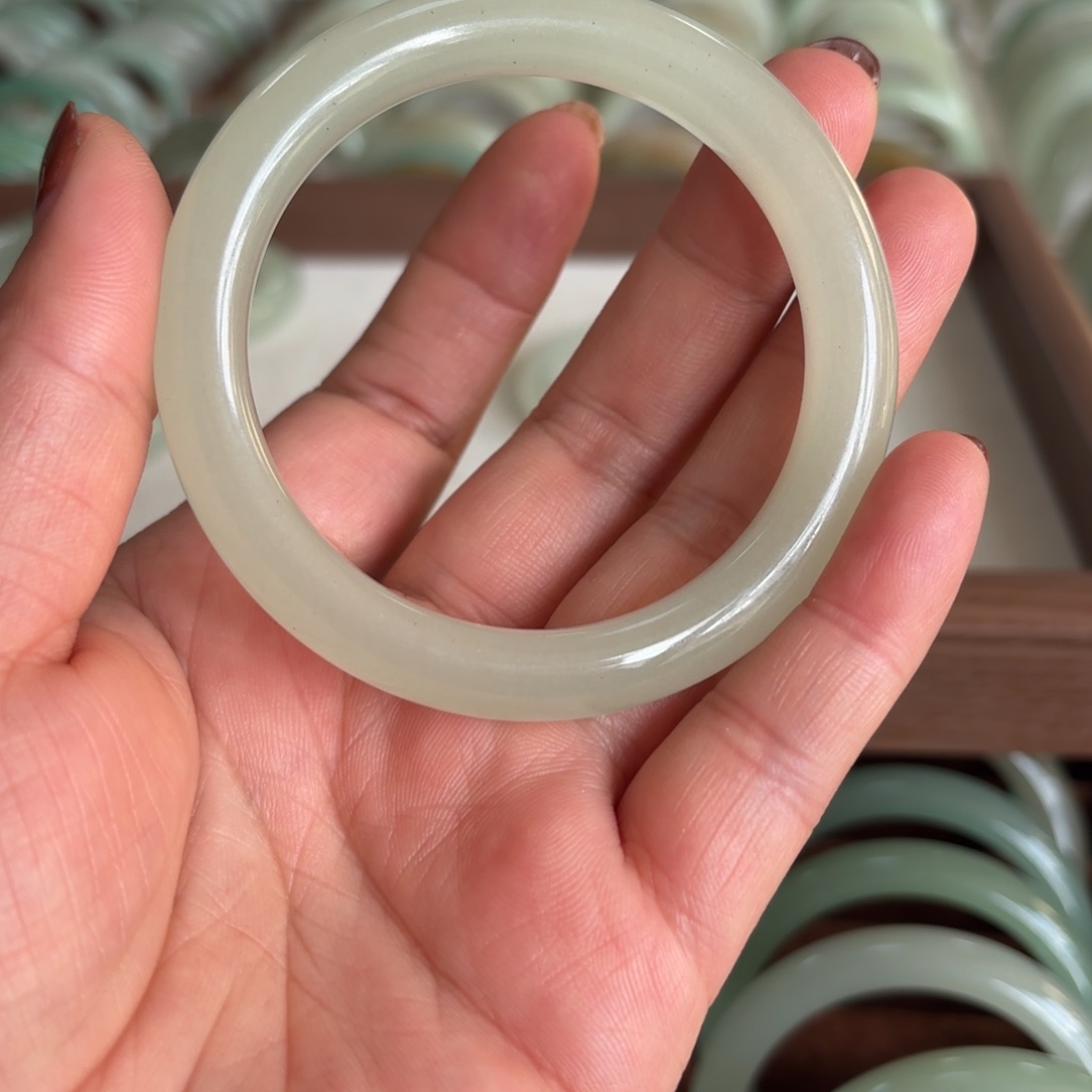 未镶嵌手镯东陵石大***举