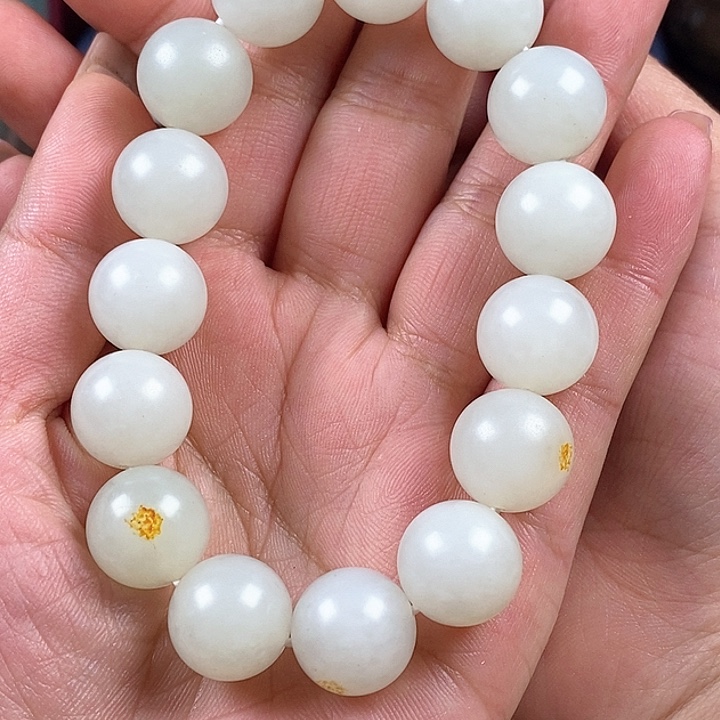 和田玉手串未镶嵌