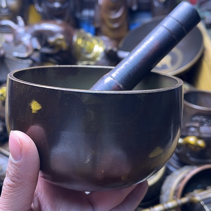 铜23458997689668678999