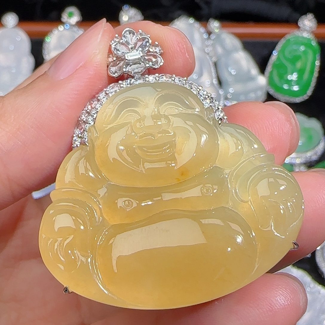 翡翠18K金镶嵌颈饰哈冰黄翡大佛公分2单