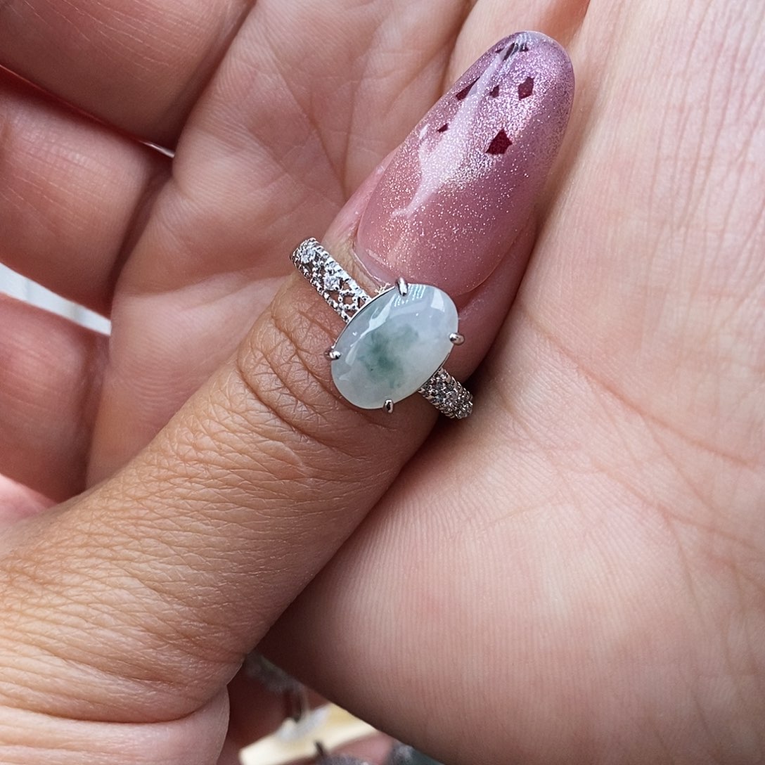 用***8翡翠未镶嵌戒指缅甸