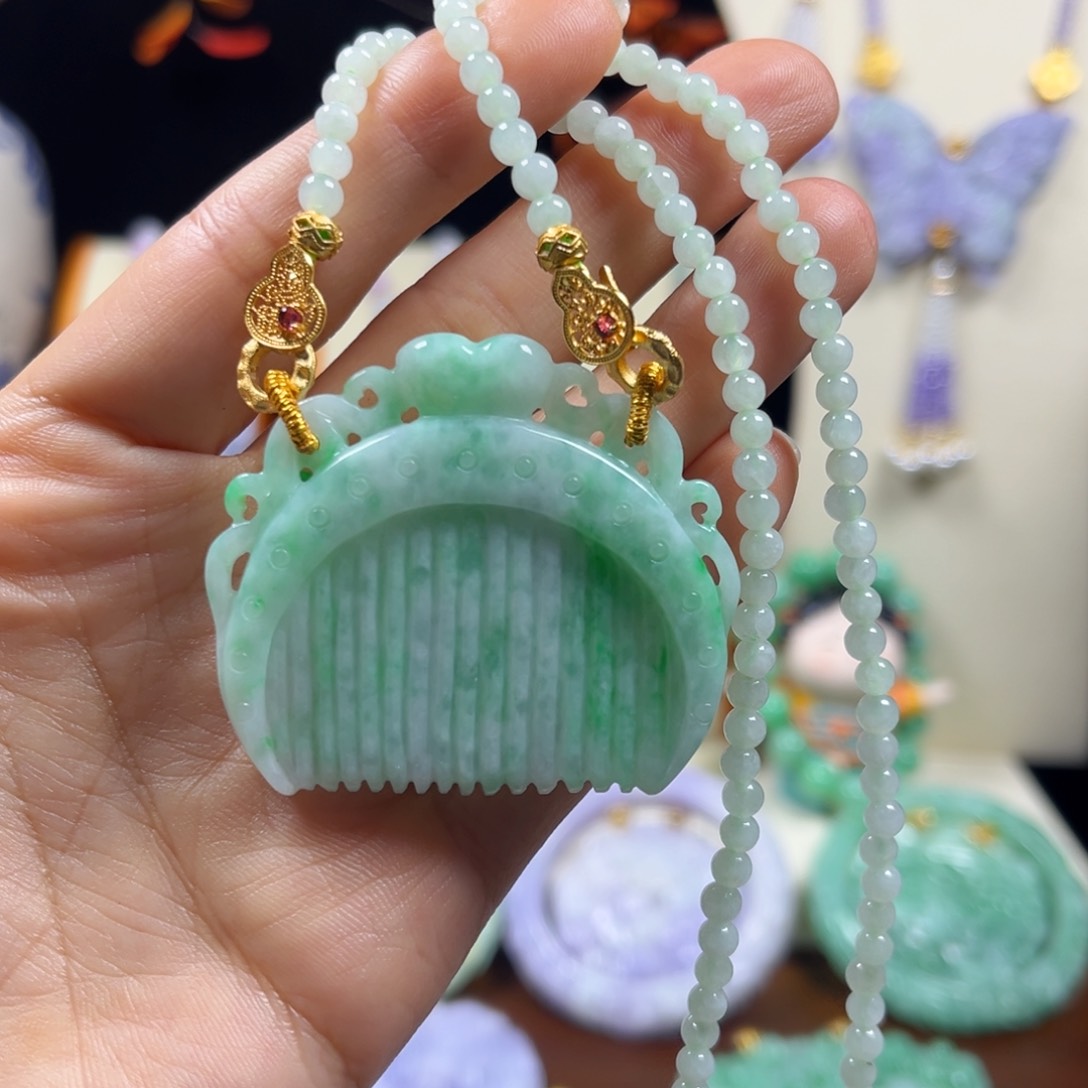 翡翠未镶嵌颈饰天然翡翠