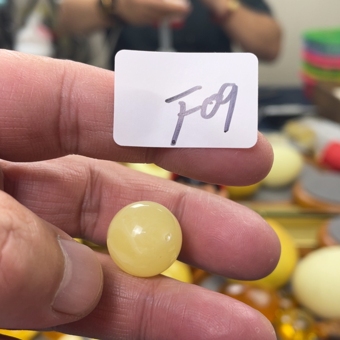 手链琥珀未镶嵌多样性发，发其中一件