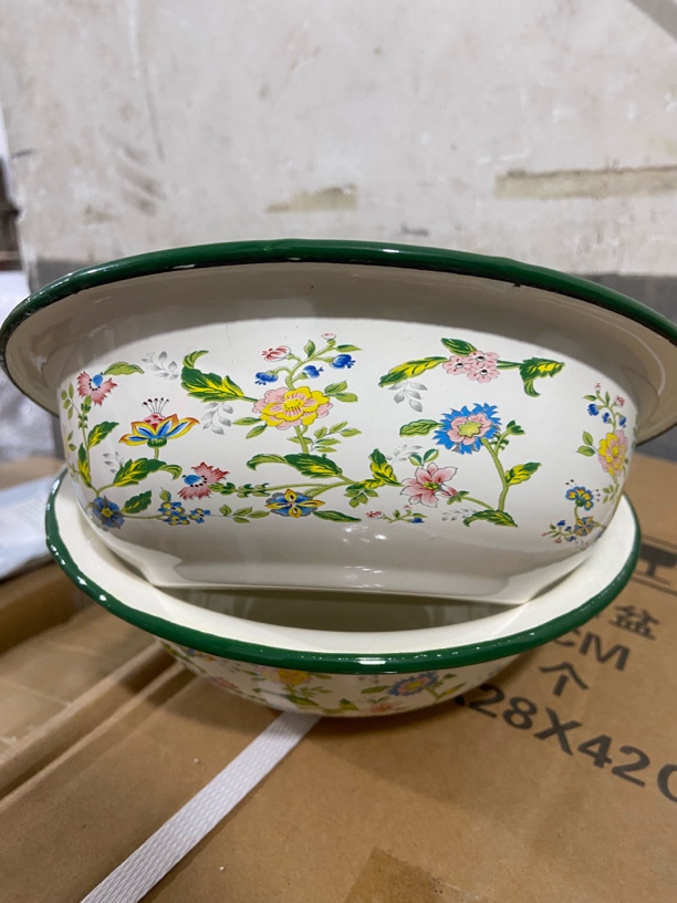 26公分珐琅搪瓷平边盆芳香花色1个