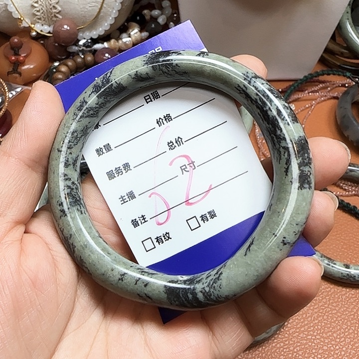 和田玉手镯未镶嵌用****包