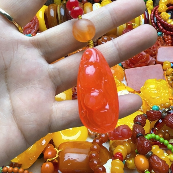 树脂制品24号手机挂