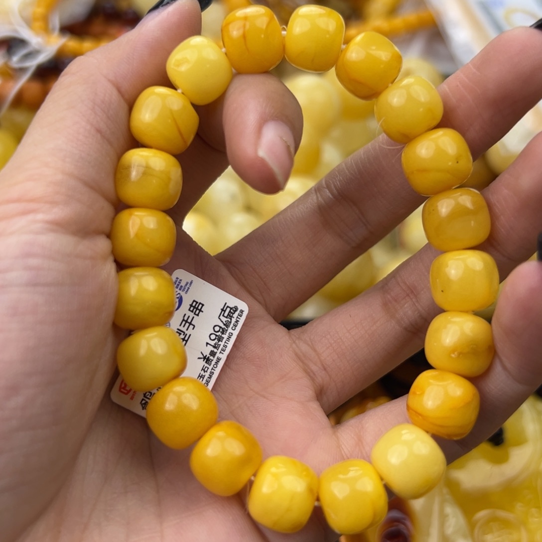 琥珀珠宝奇石未镶嵌