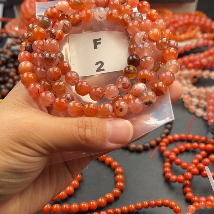南红玛瑙未镶嵌多样性发货默认微瑕称重8mm