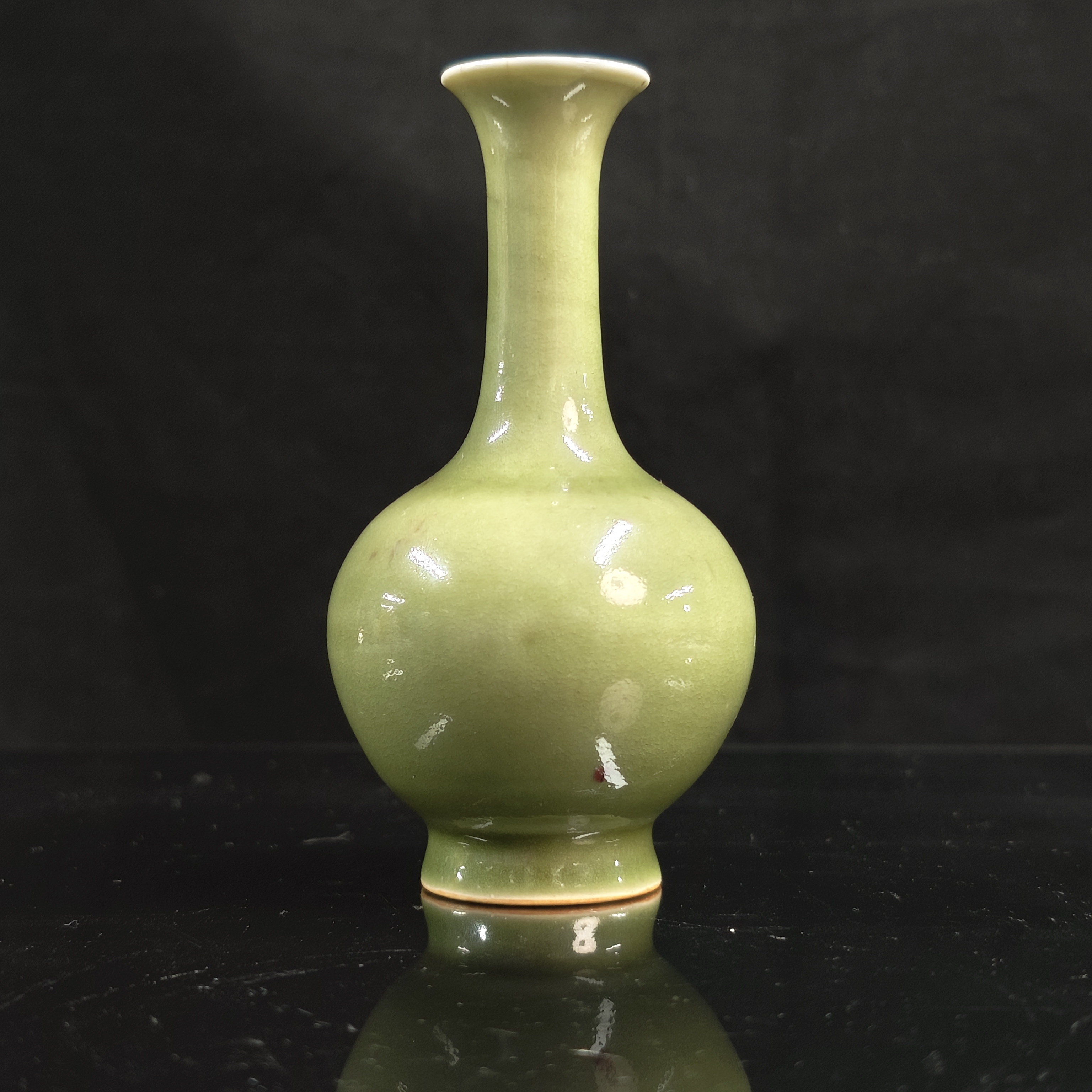 清中期   豆青釉小赏瓶古陶瓷W-2298-GS-0091