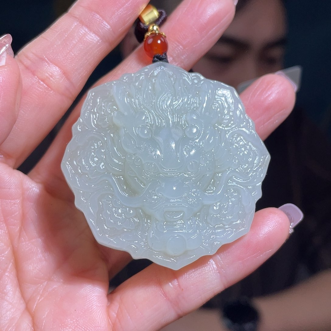 和田玉颈饰未镶嵌多样性发一件