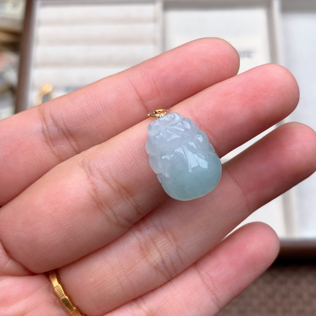 【闪购商品】18K金镶嵌挂件翡翠一