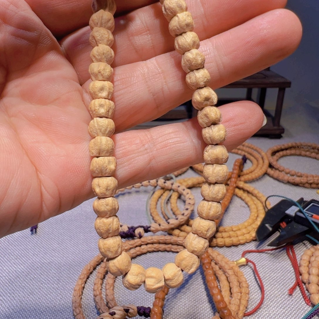 小***主柏香籽/百香籽吊坠