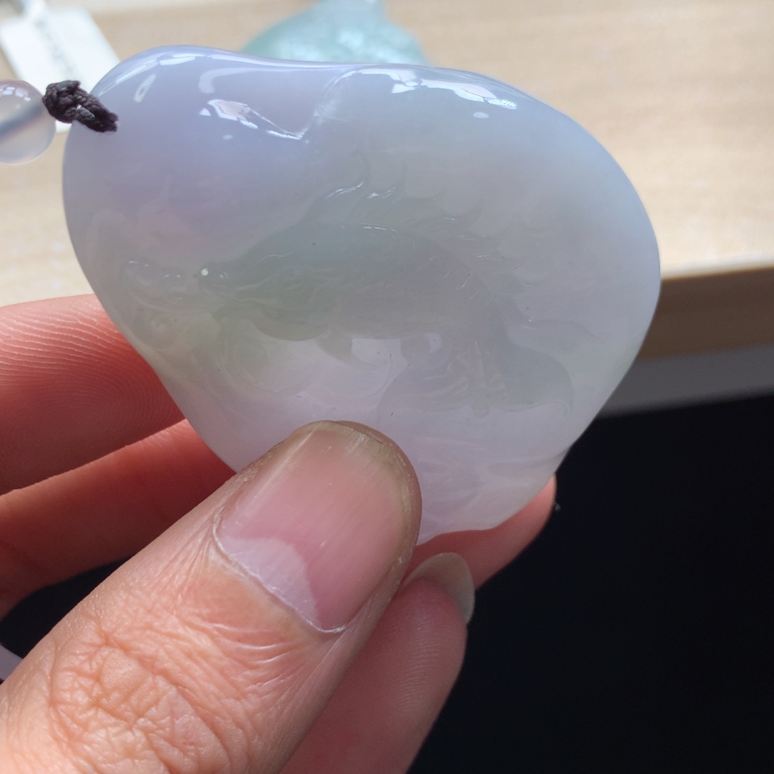 颈饰未镶嵌翡翠吊坠