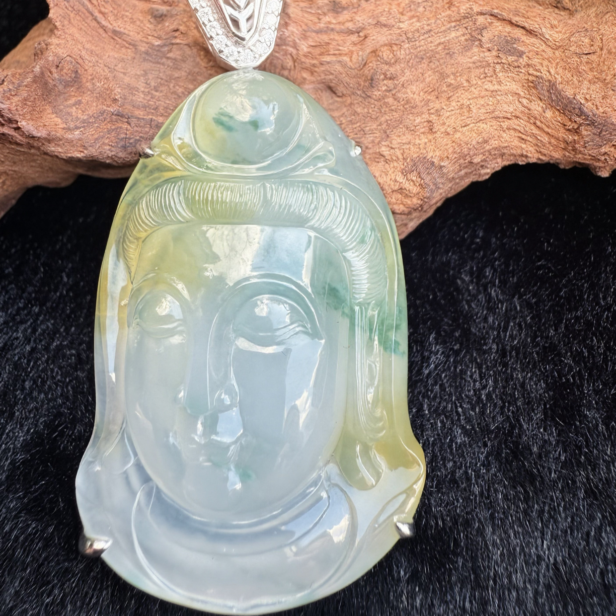 天然缅甸翡翠A货三彩观音首