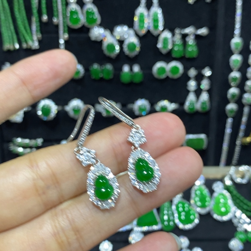 【闪购商品】翡翠耳饰银S925镀金镶嵌