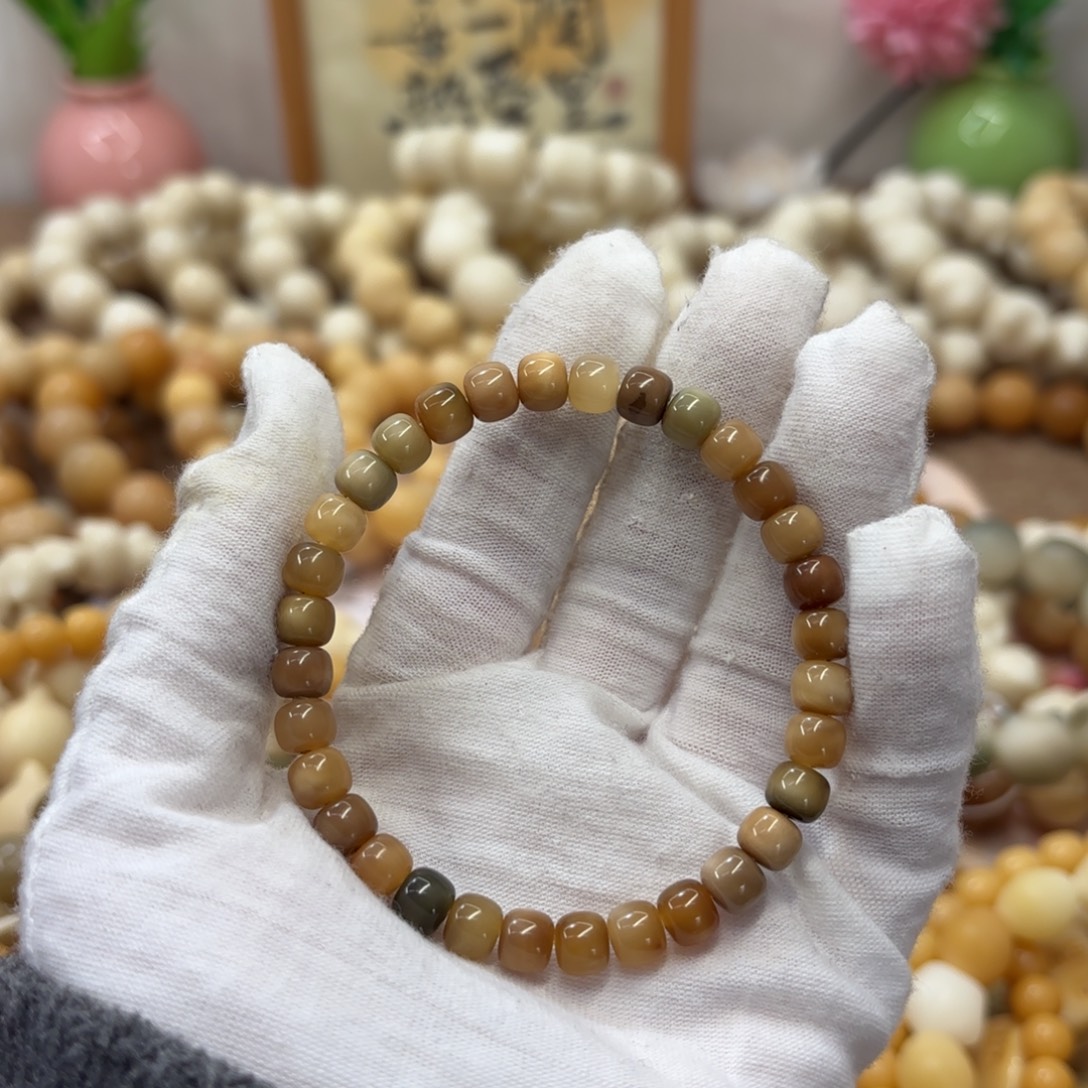 吊坠菩提根/象牙果7玉化龙脊孔道一般082