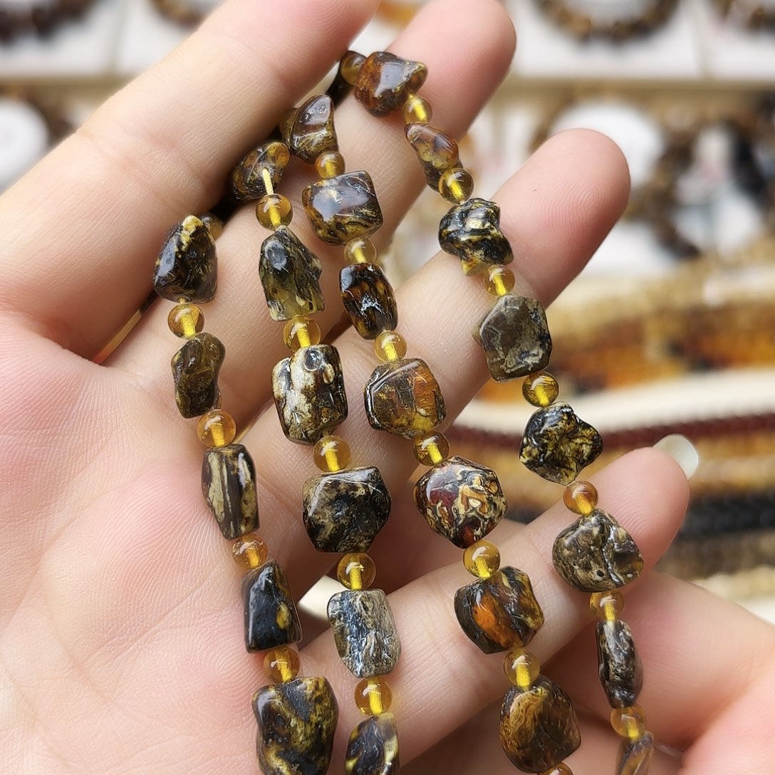 琥珀未镶嵌裸石大