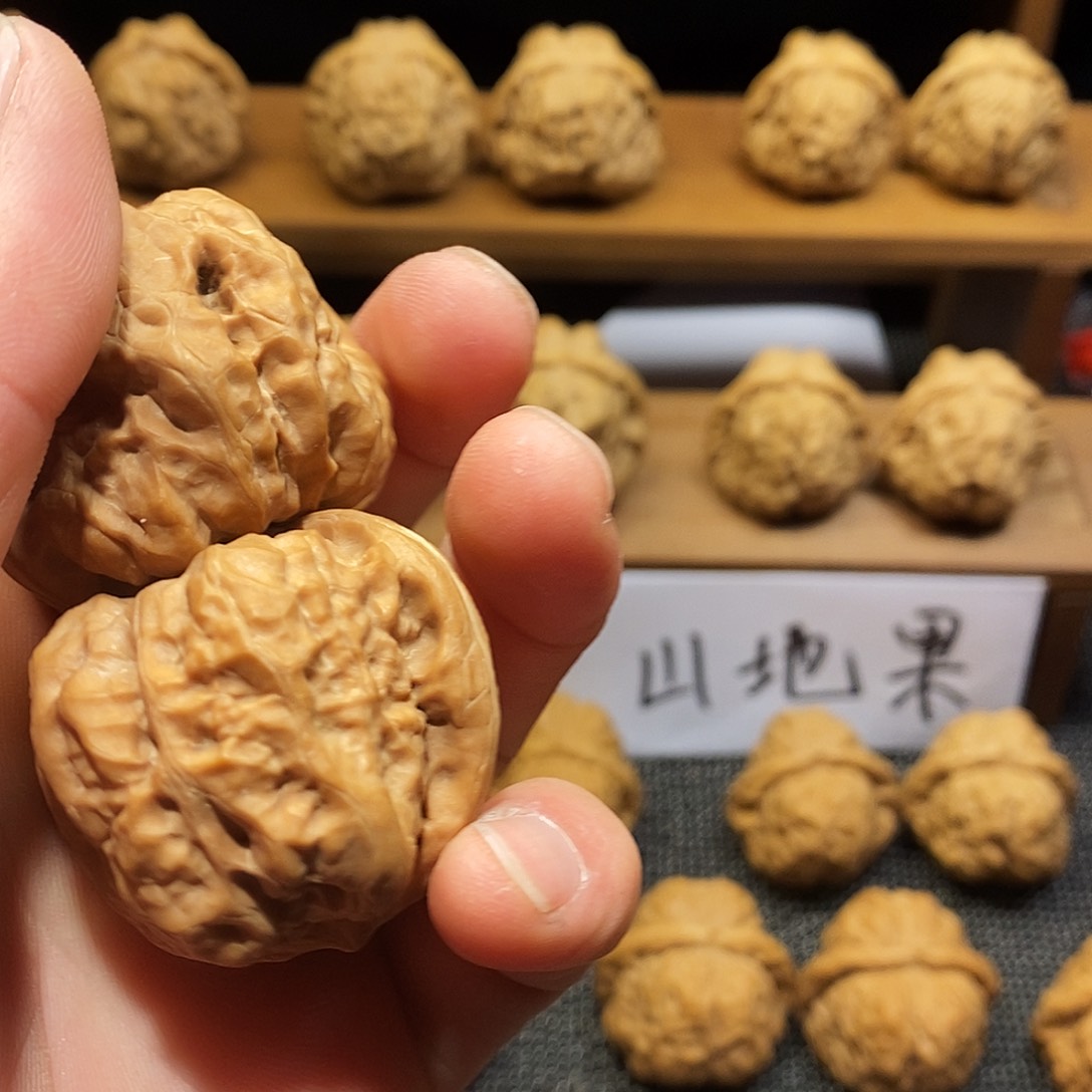 ?边42肚44全品无修一刀未动