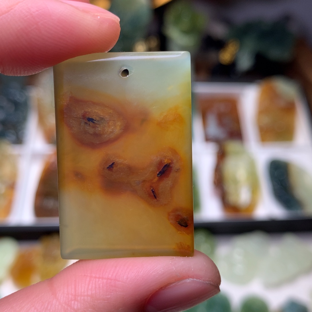 岫玉挂件无事牌未镶嵌