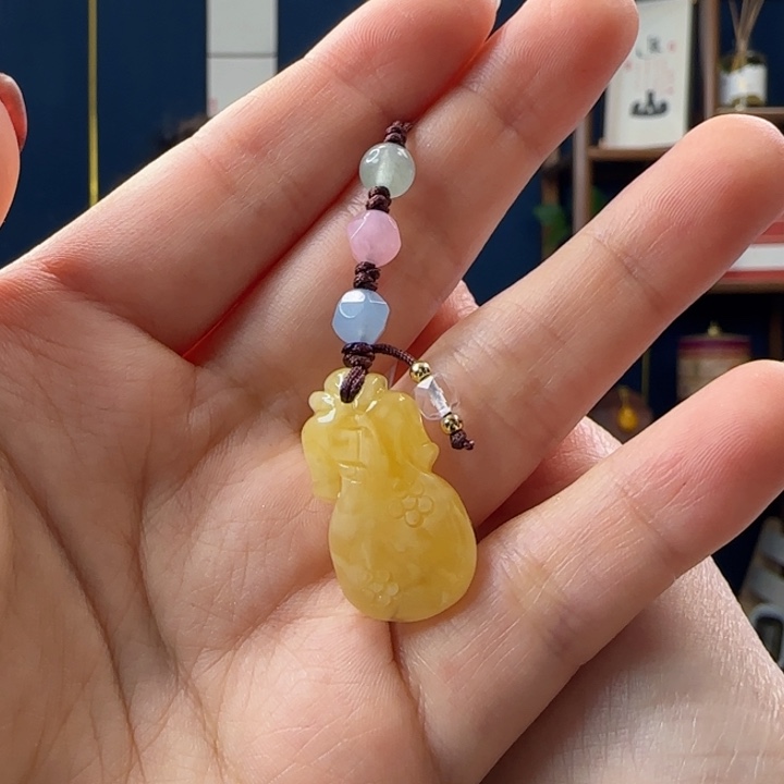 蜜蜡吊坠(赠链)未镶嵌