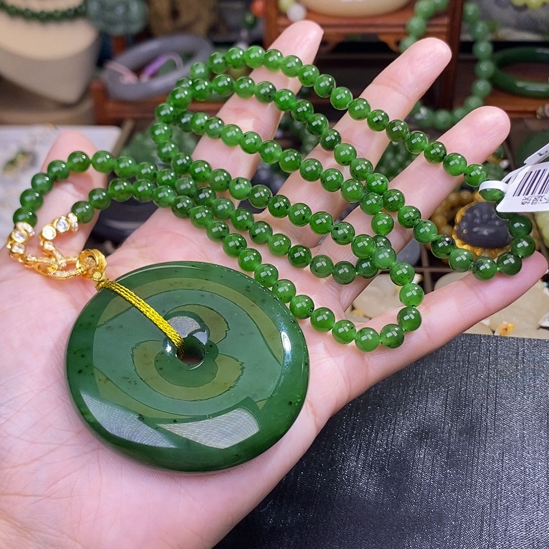 和田玉碧玉清货价套链未镶嵌