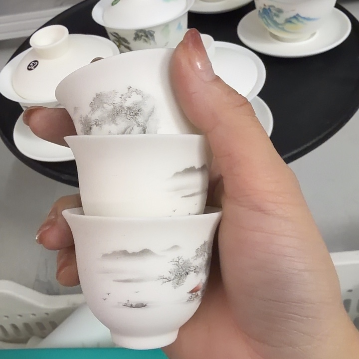 素烧羊脂玉铃铛杯三个一组