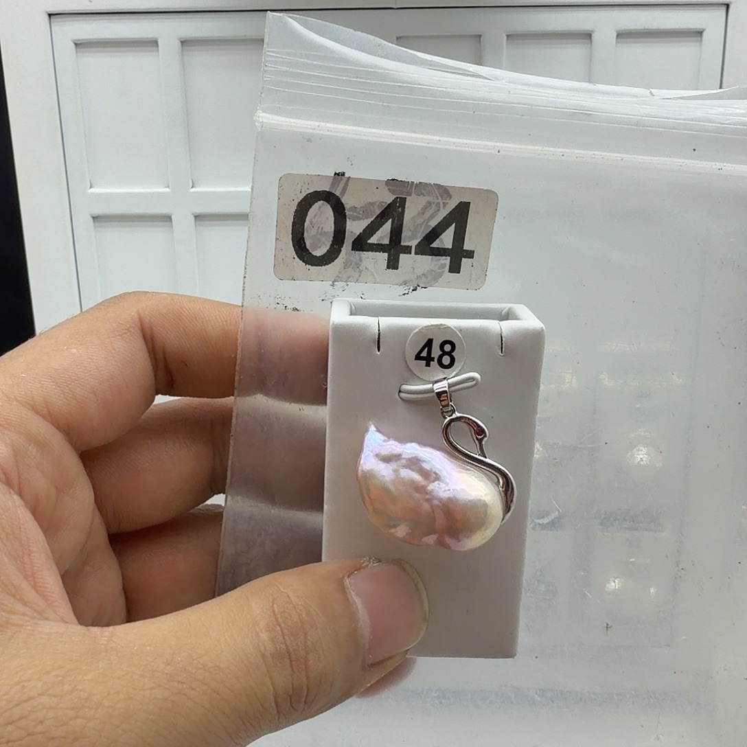 淡水珍珠合金颈饰