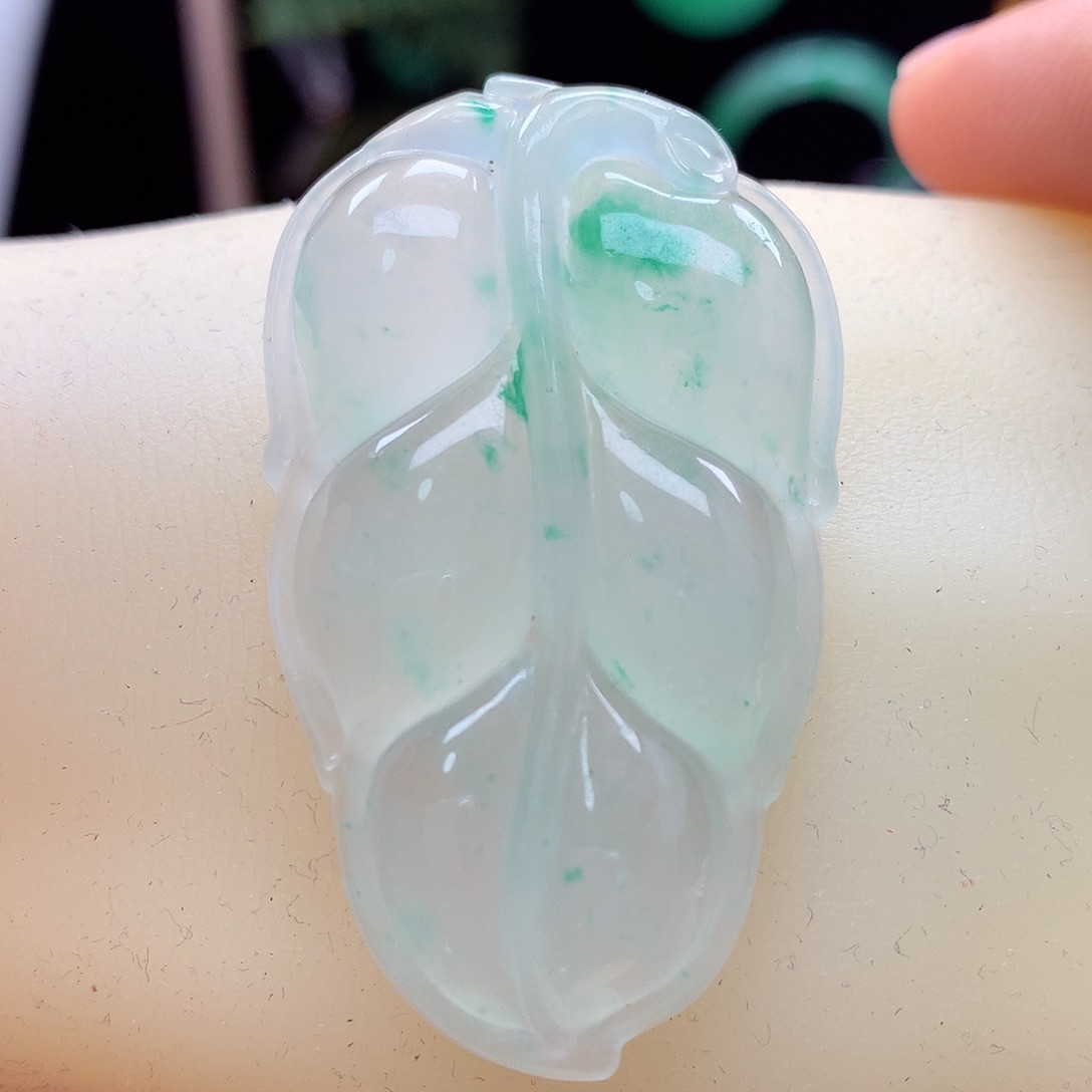 石英质玉颈饰未镶嵌