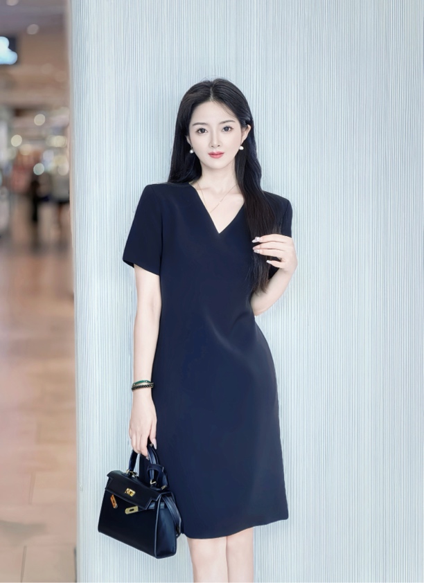 【COCO FORD】夏季简约百搭风休闲V领短袖连衣裙轻奢短裙G25026