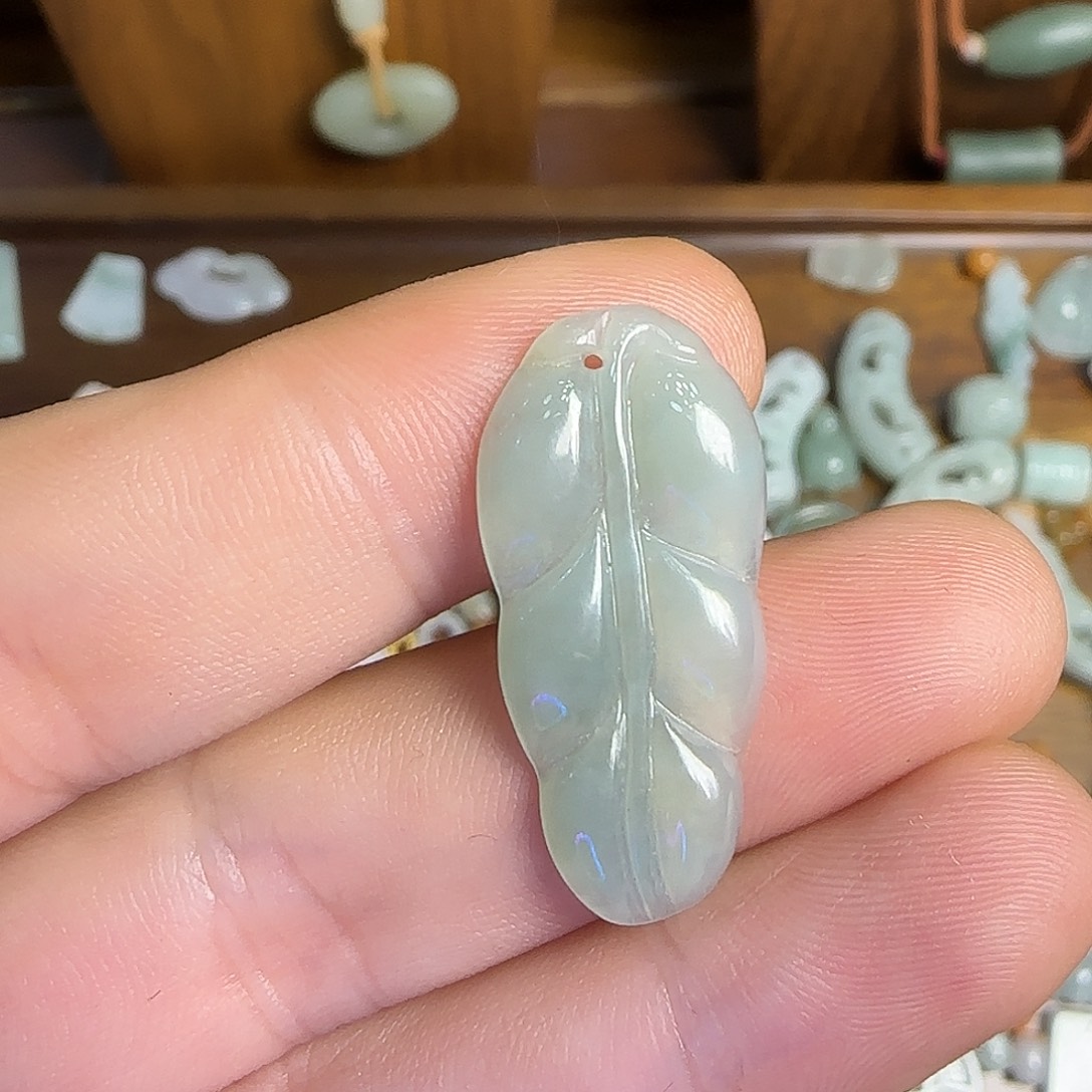 翡翠散珠翡翠叶子