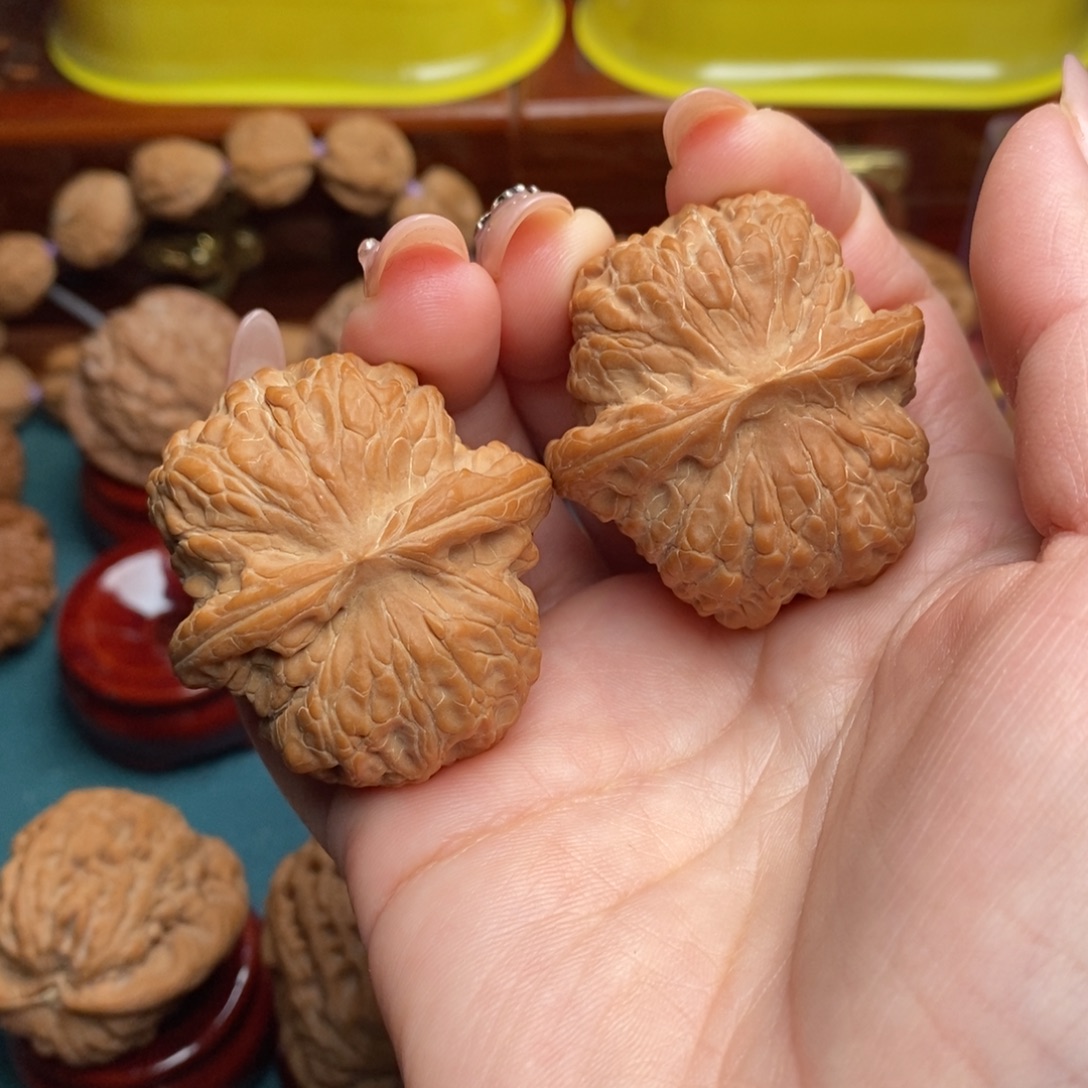 吊坠文玩核桃41血麒麟全