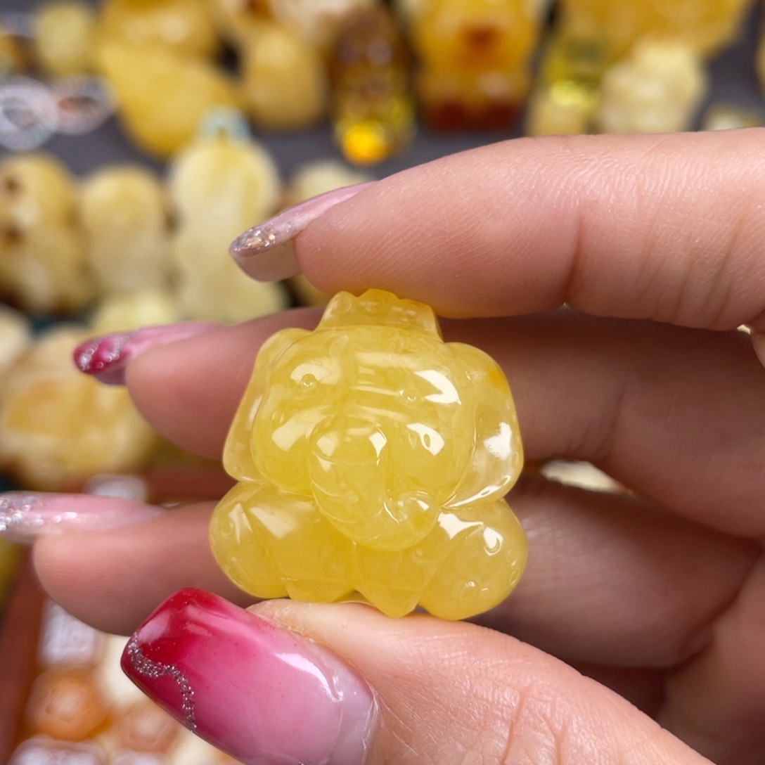 琥珀裸石未镶嵌蜜蜡