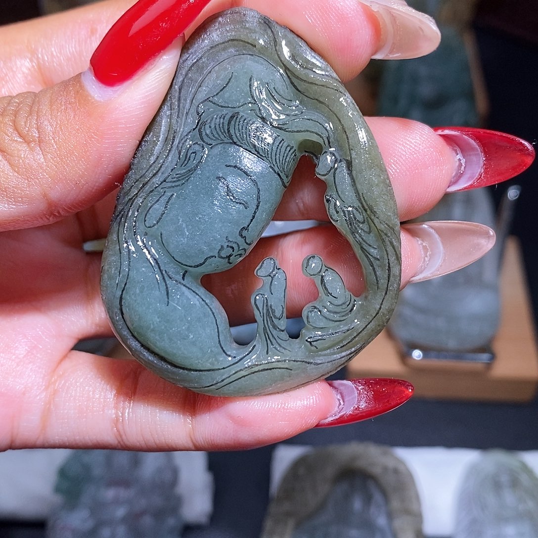 定制翡翠未镶嵌翡翠